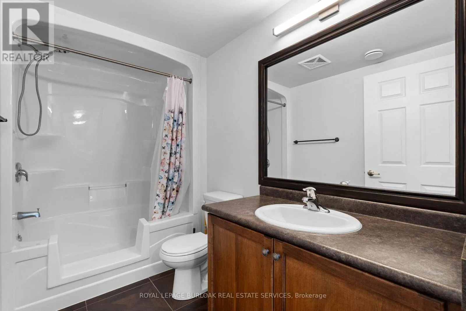 307 - 67 KINGSBURY SQUARE