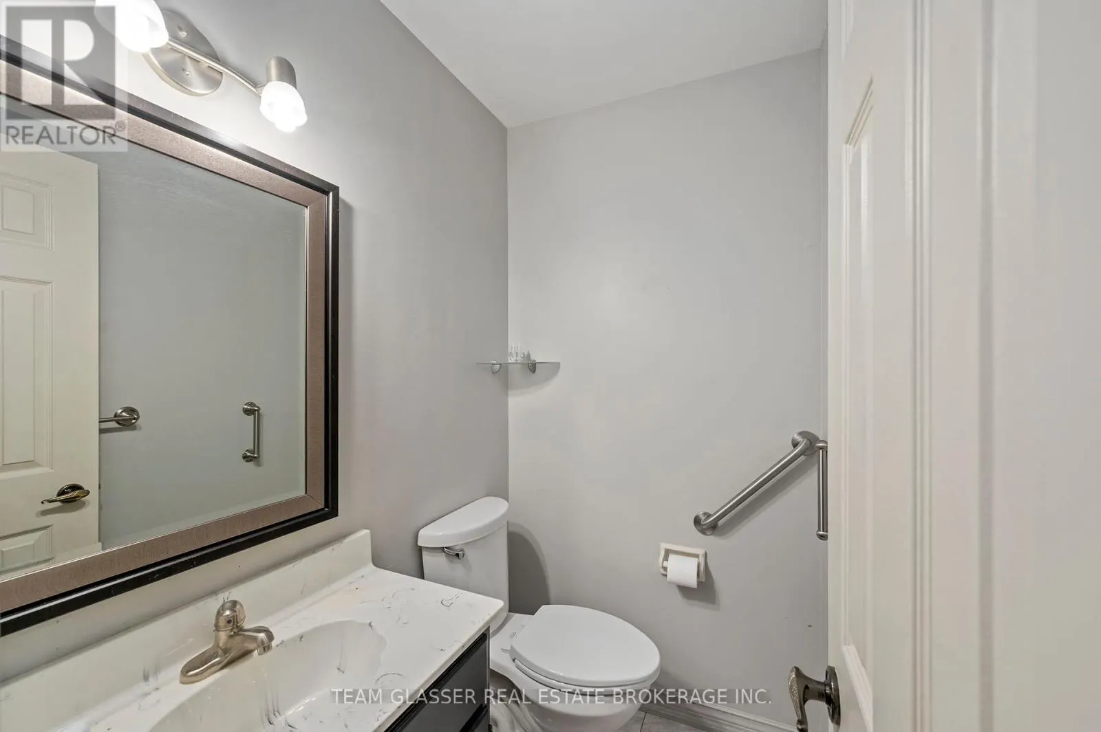 41 - 55 FIDDLERS GREEN ROAD, #41