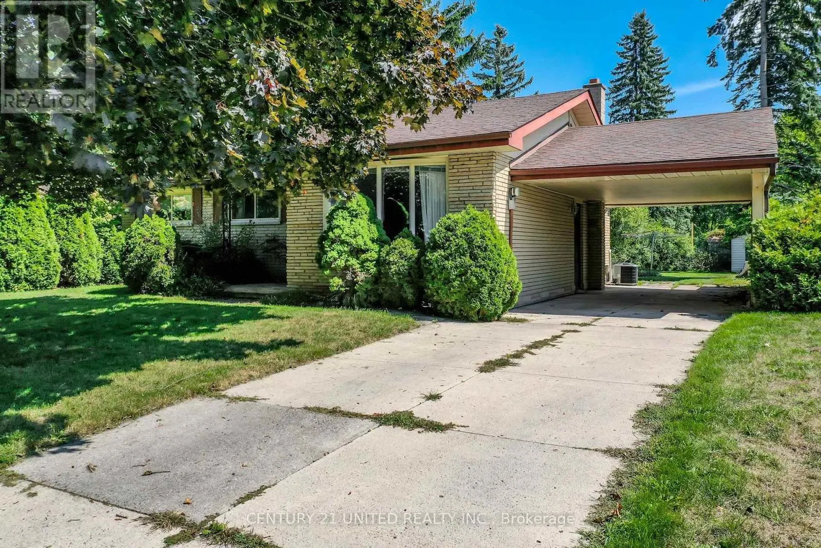 1246 FRANKLIN DRIVE