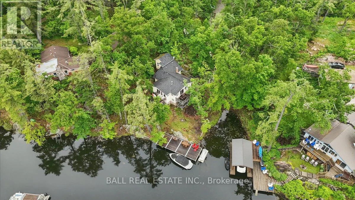 3559 HARBOUR POINT LANE