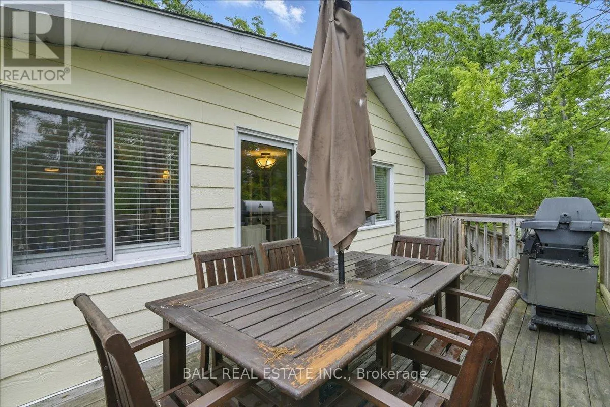3559 HARBOUR POINT LANE