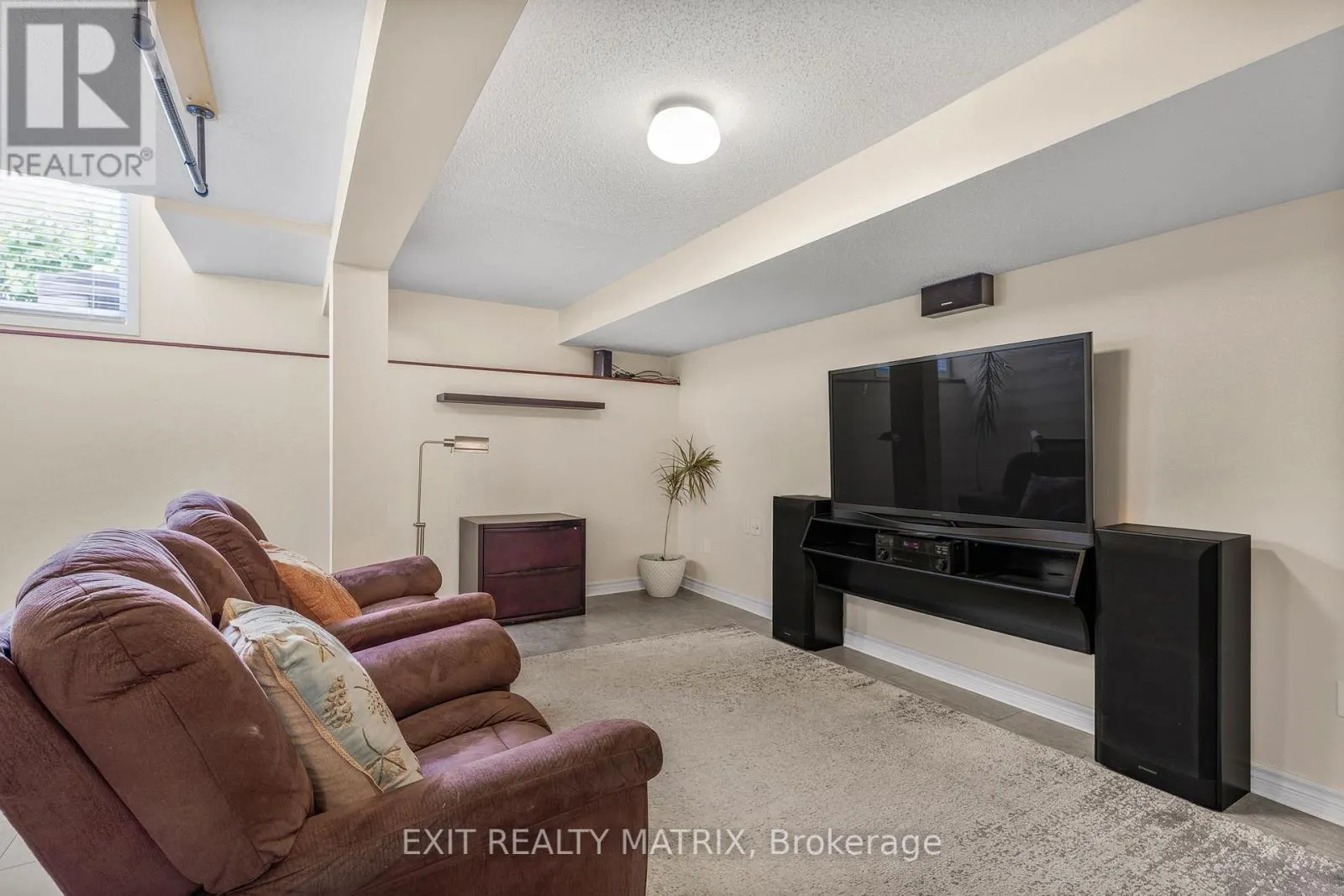 1503 BRIARFIELD CRESCENT