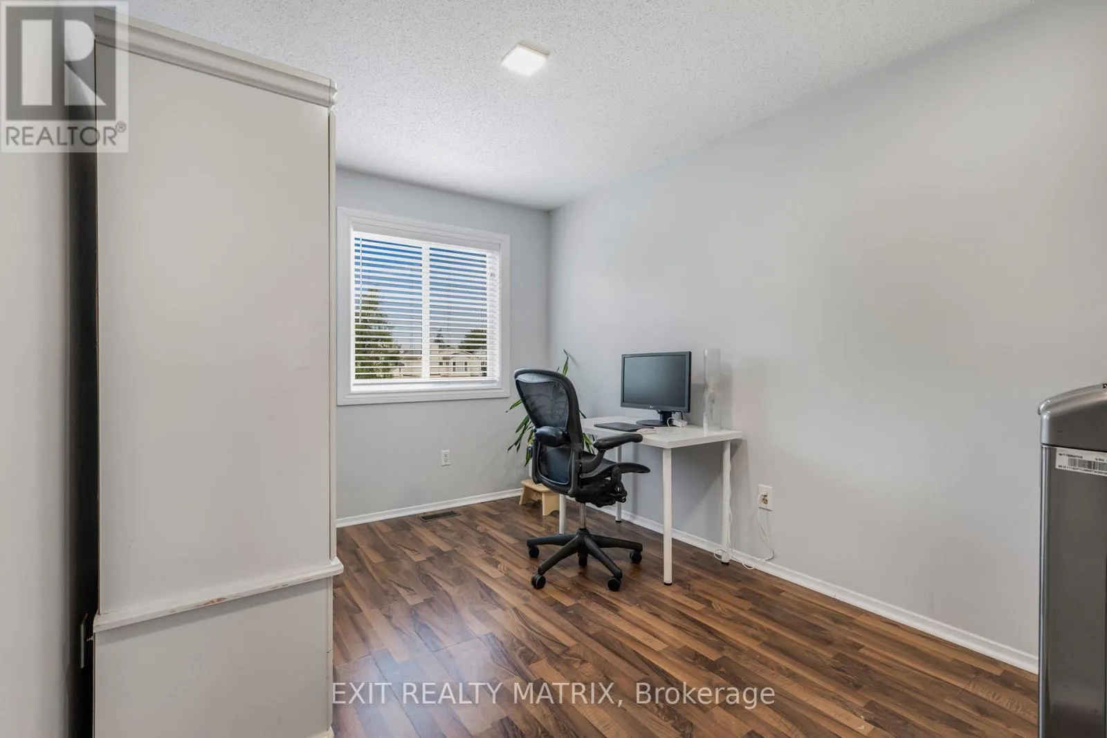 1503 BRIARFIELD CRESCENT
