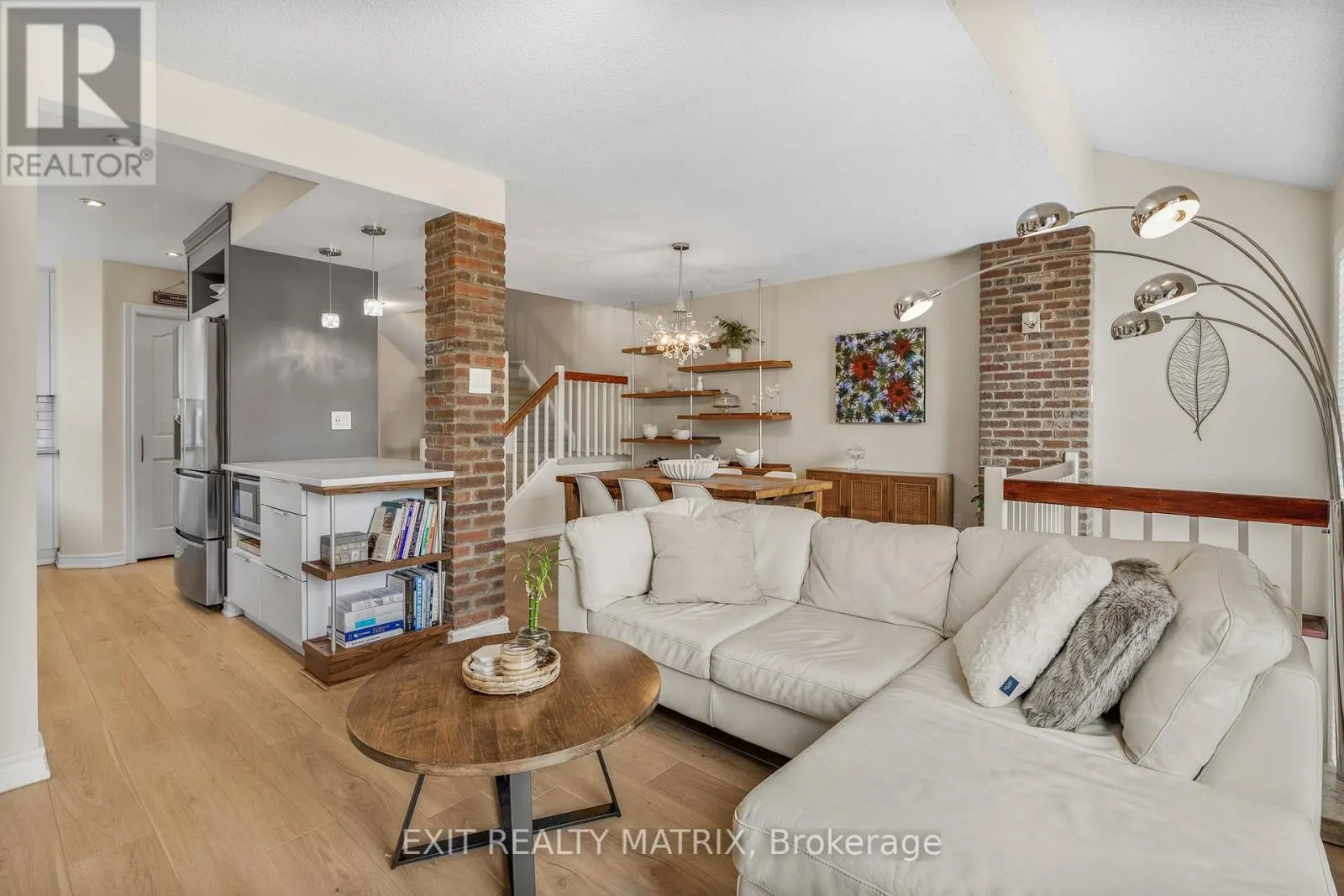 1503 BRIARFIELD CRESCENT