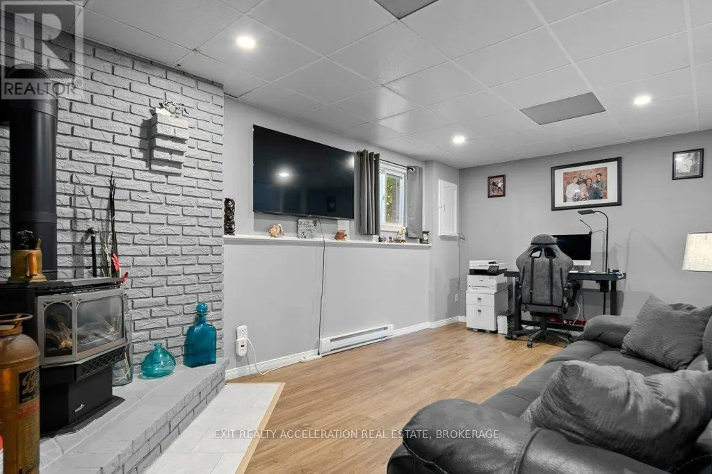 472 CAMDEN ROAD