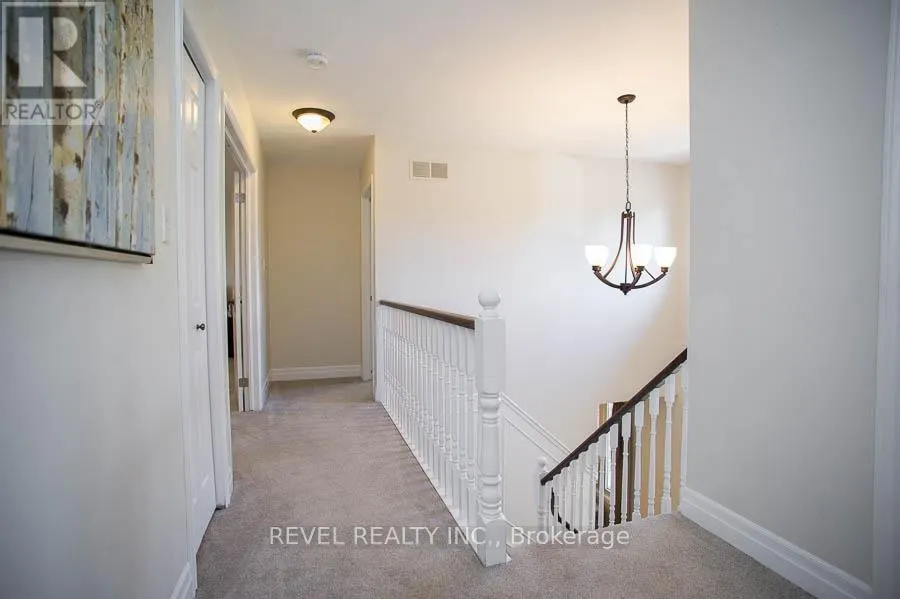 89 DANTE CRESCENT