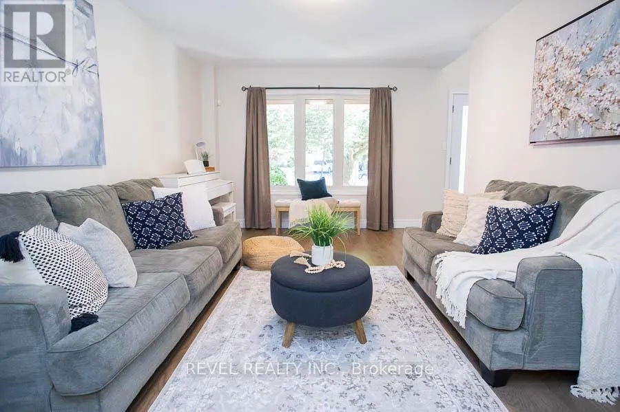 89 DANTE CRESCENT