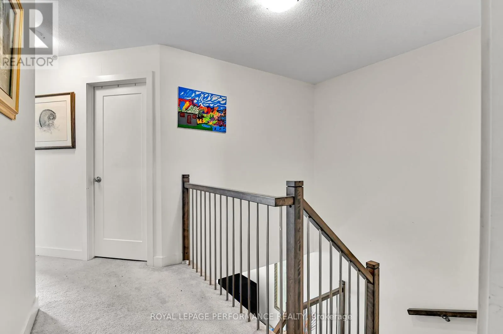 609 ROBERT STREET