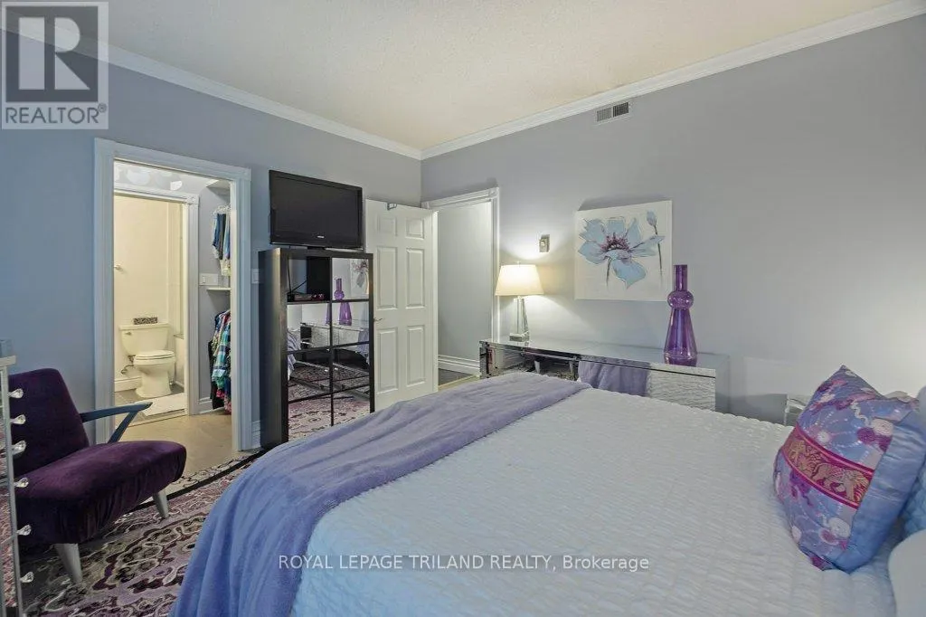 306 - 460 WELLINGTON STREET, #306