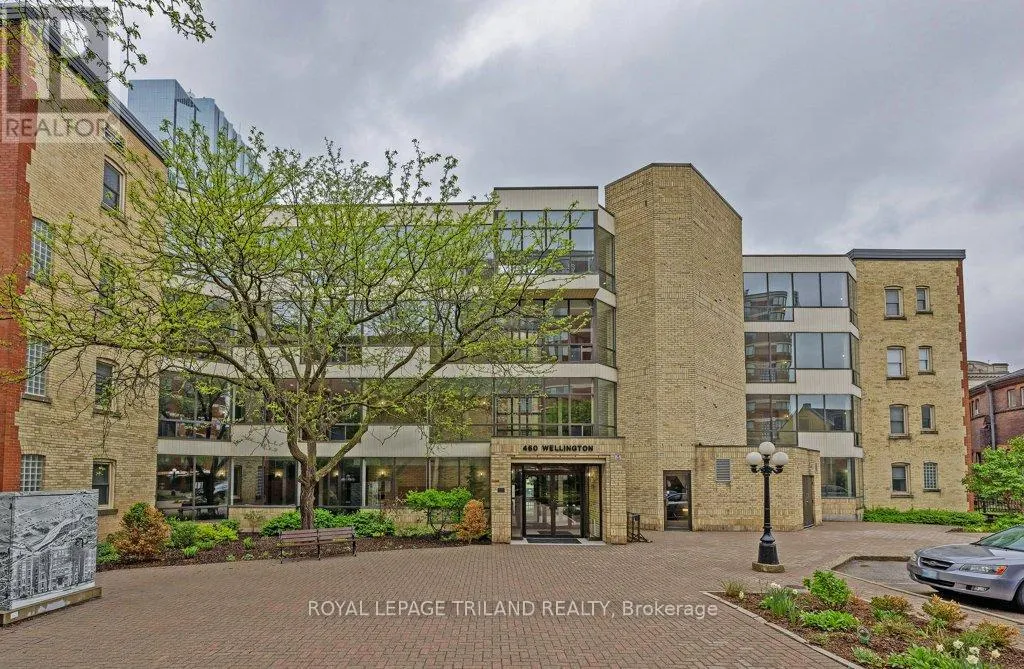 306 - 460 WELLINGTON STREET, #306