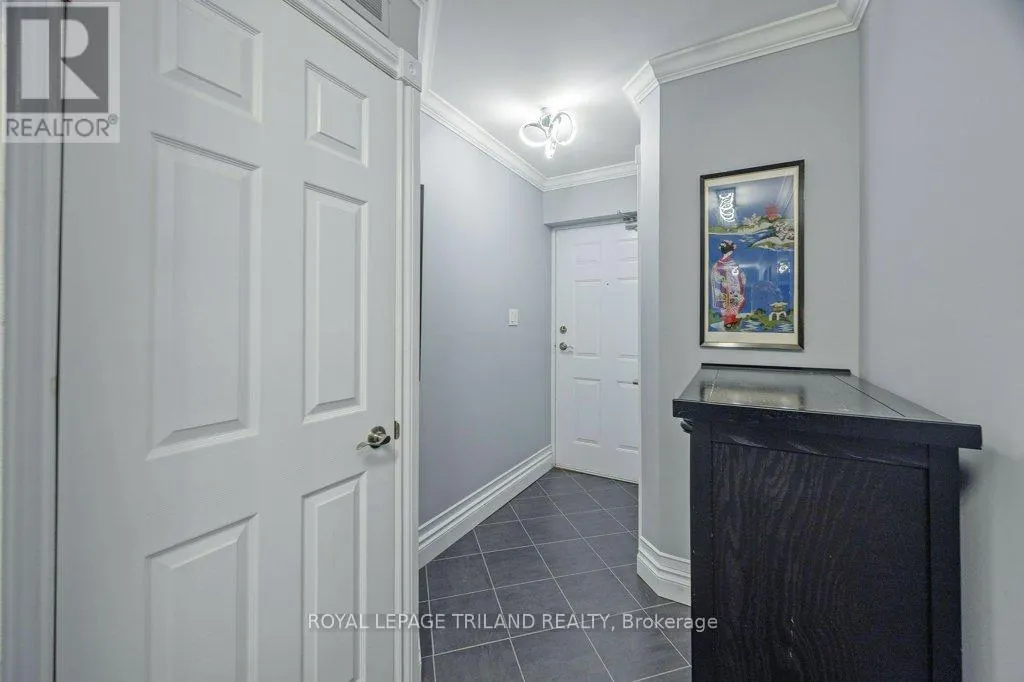306 - 460 WELLINGTON STREET, #306