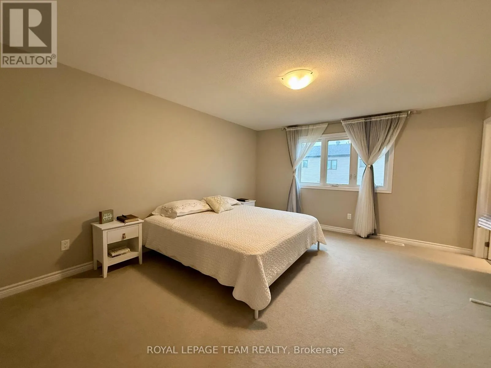 214 BANDELIER WAY