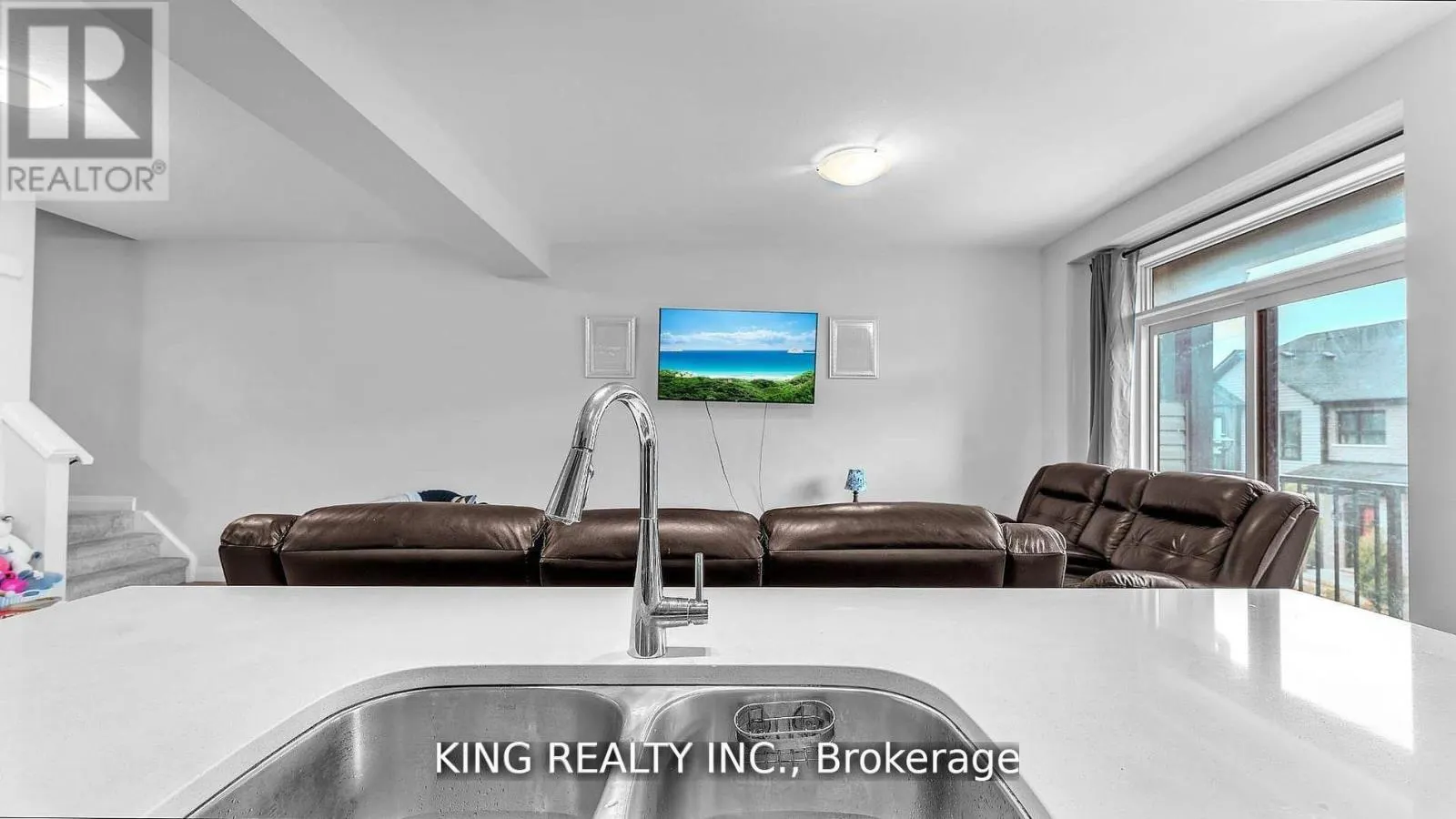 55 - 819 KLEINBURG DRIVE