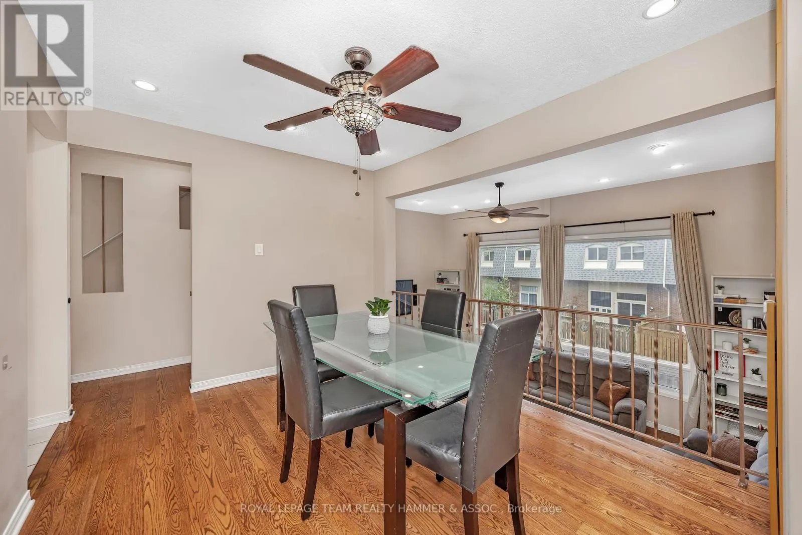 2425 SOUTHVALE CRESCENT