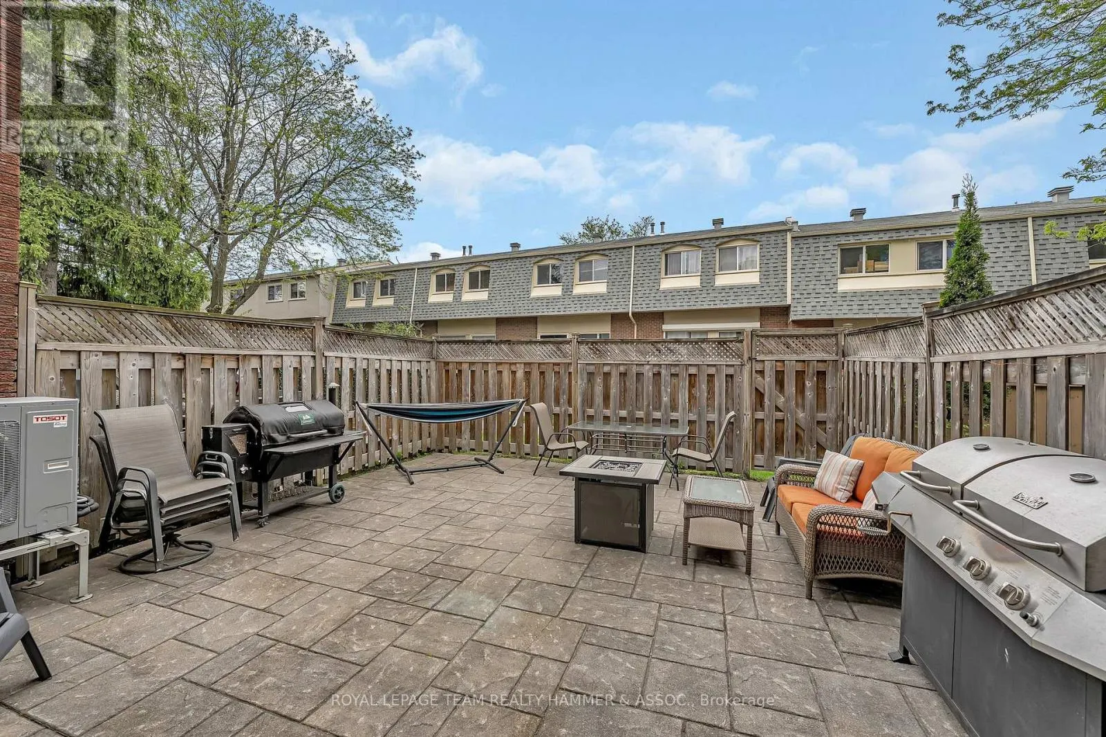 2425 SOUTHVALE CRESCENT