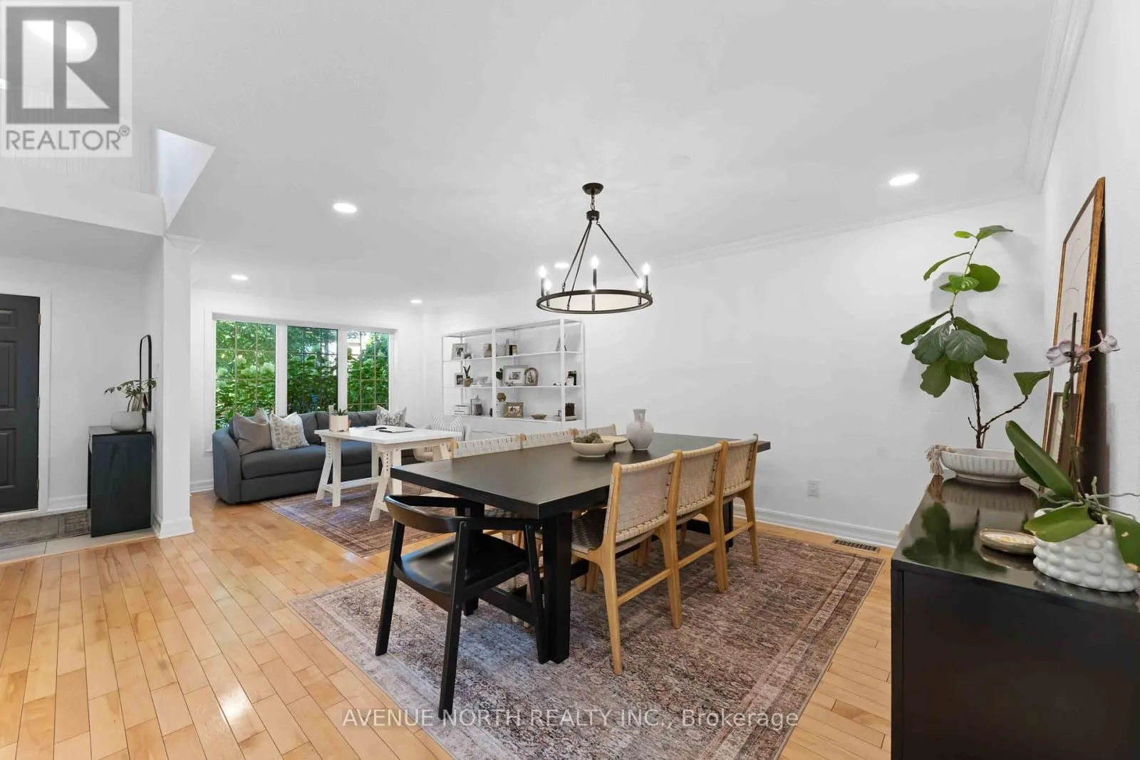 102 CHANCERY CRESCENT