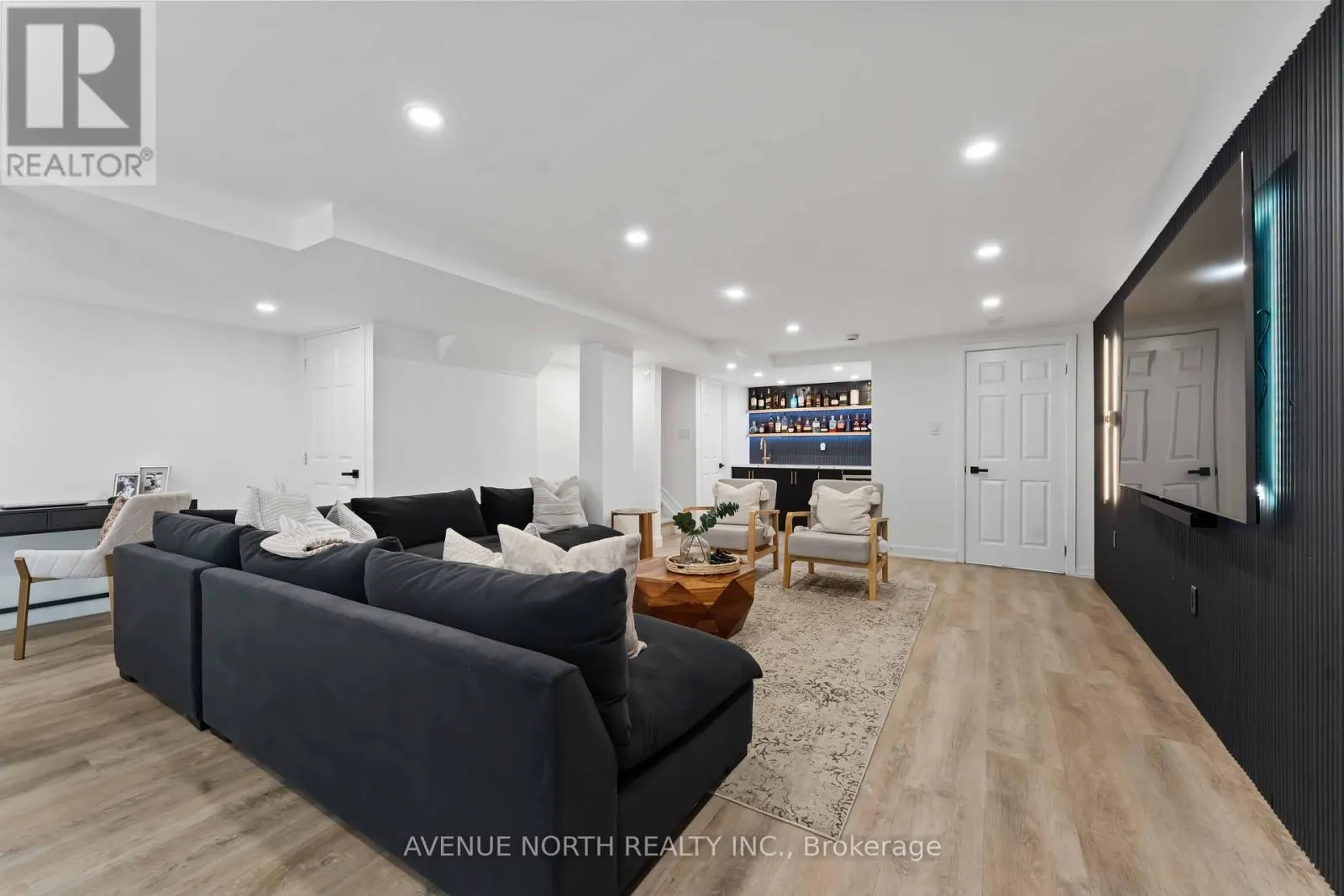 102 CHANCERY CRESCENT