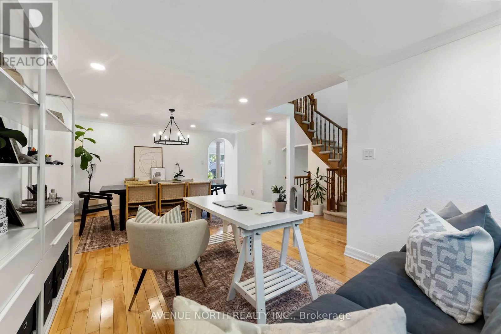 102 CHANCERY CRESCENT