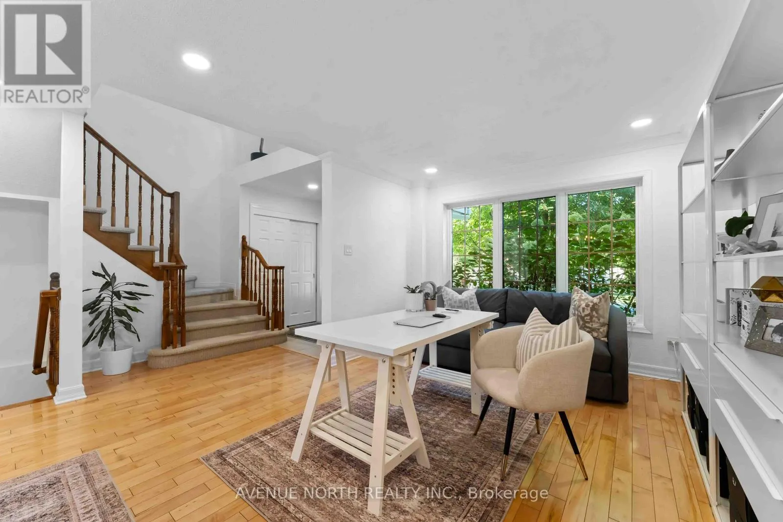 102 CHANCERY CRESCENT
