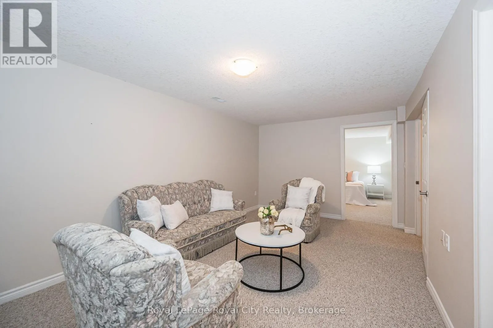24 BEECHLAWN BOULEVARD