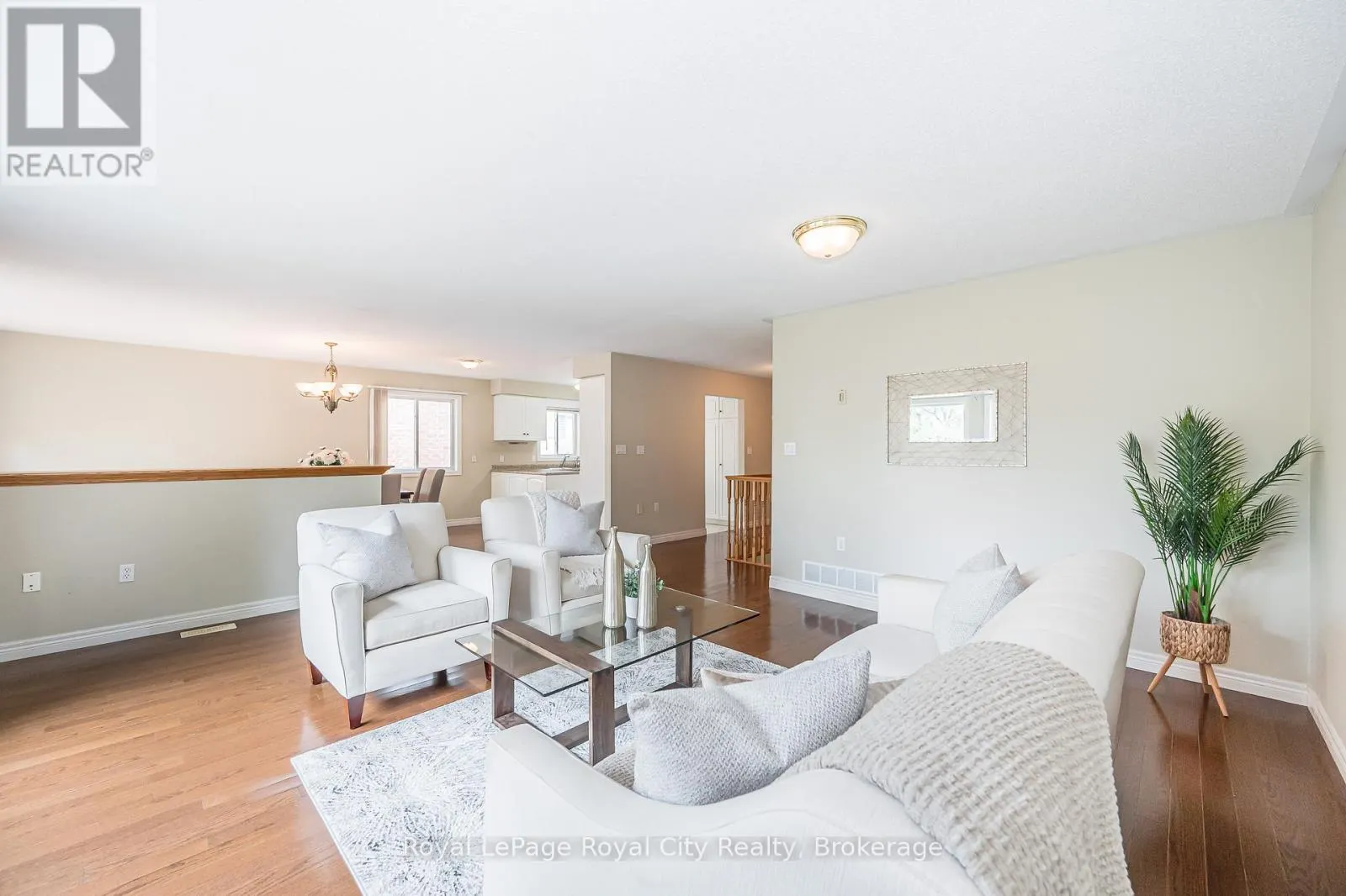 24 BEECHLAWN BOULEVARD