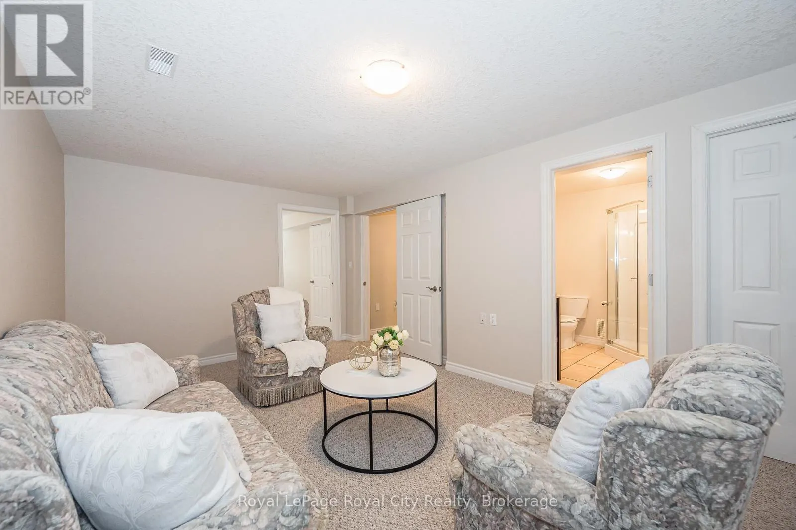 24 BEECHLAWN BOULEVARD