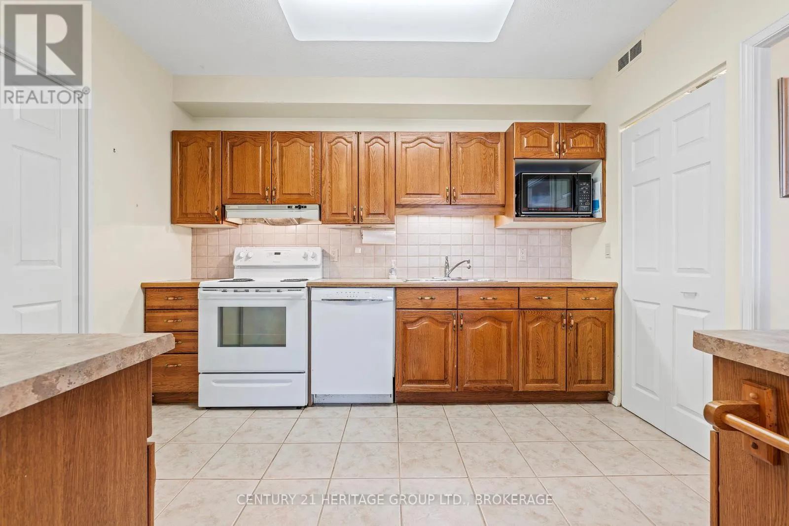 1202 - 1000 KING STREET W, #1202
