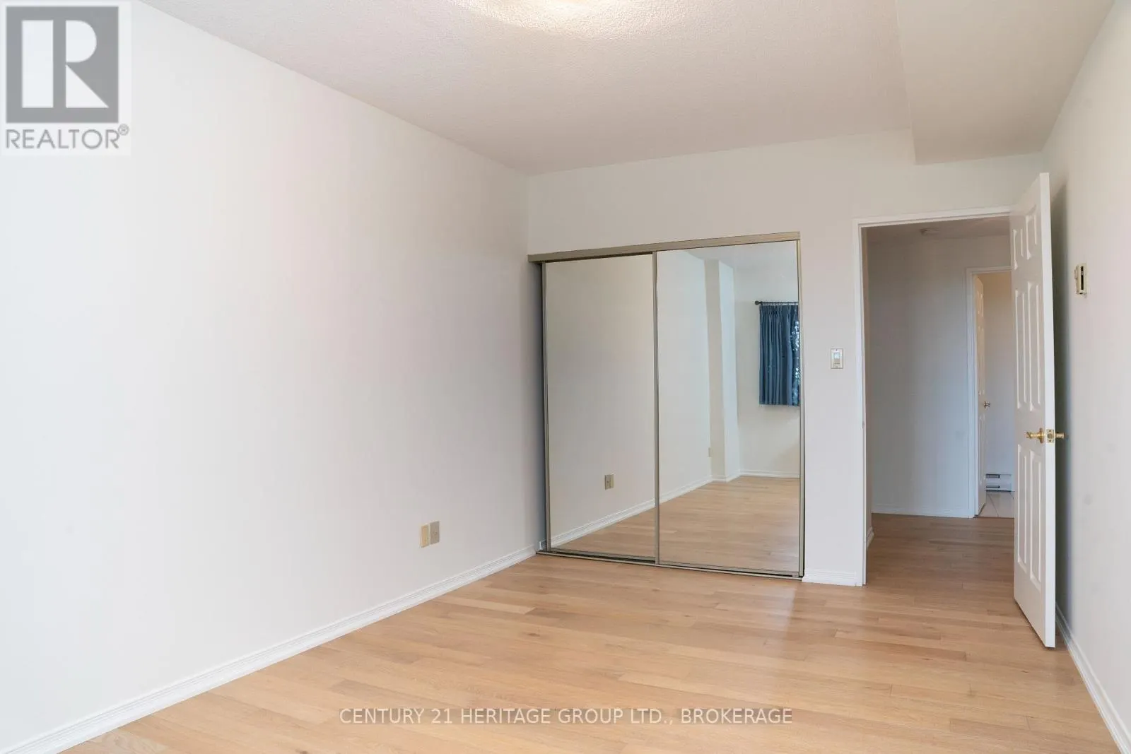 1202 - 1000 KING STREET W, #1202