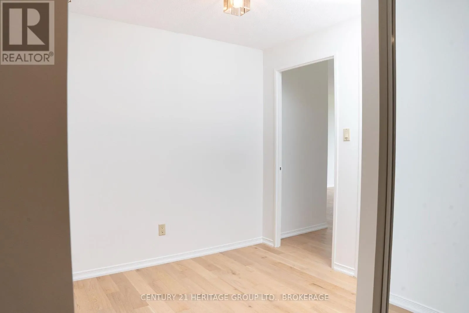 1202 - 1000 KING STREET W, #1202