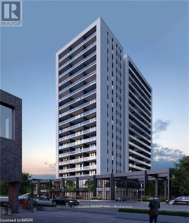 906 - 741 KING STREET W