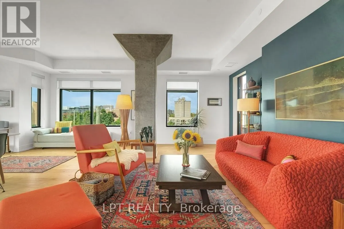 504 - 60 SPRINGHURST AVENUE