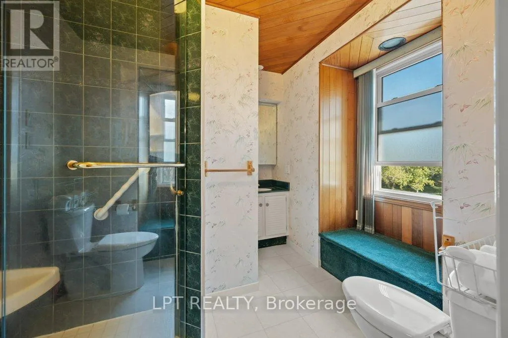 5 CASHMAN PLACE