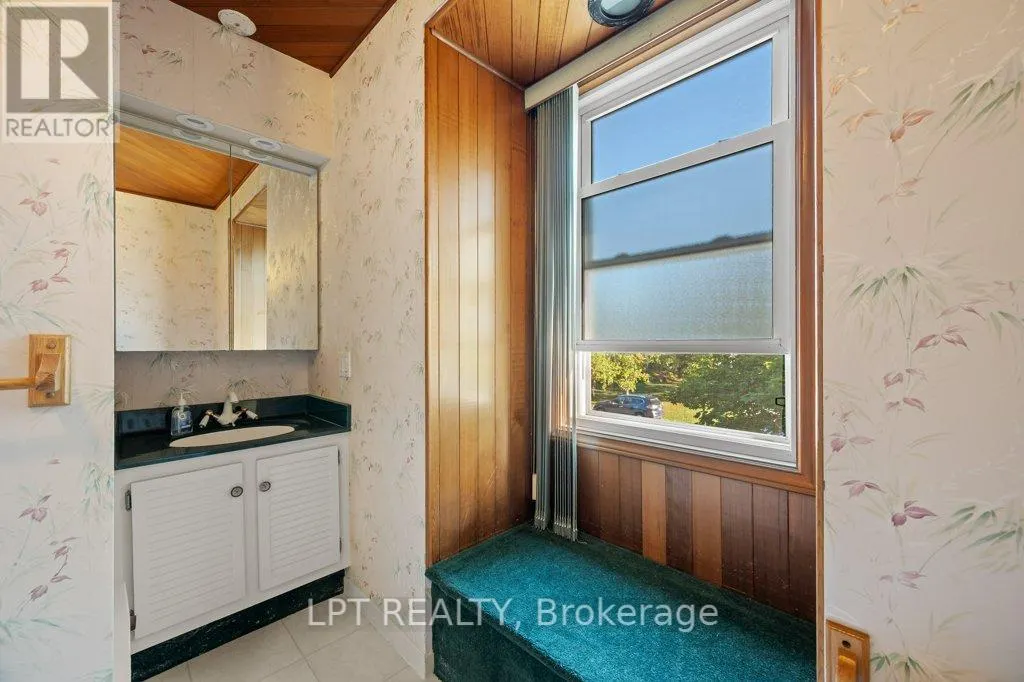 5 CASHMAN PLACE