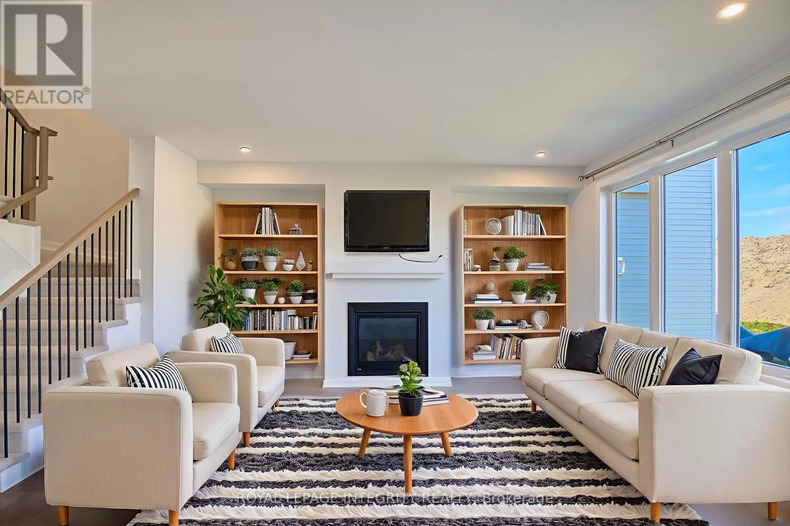 223 ELSIE MACGILL WALK