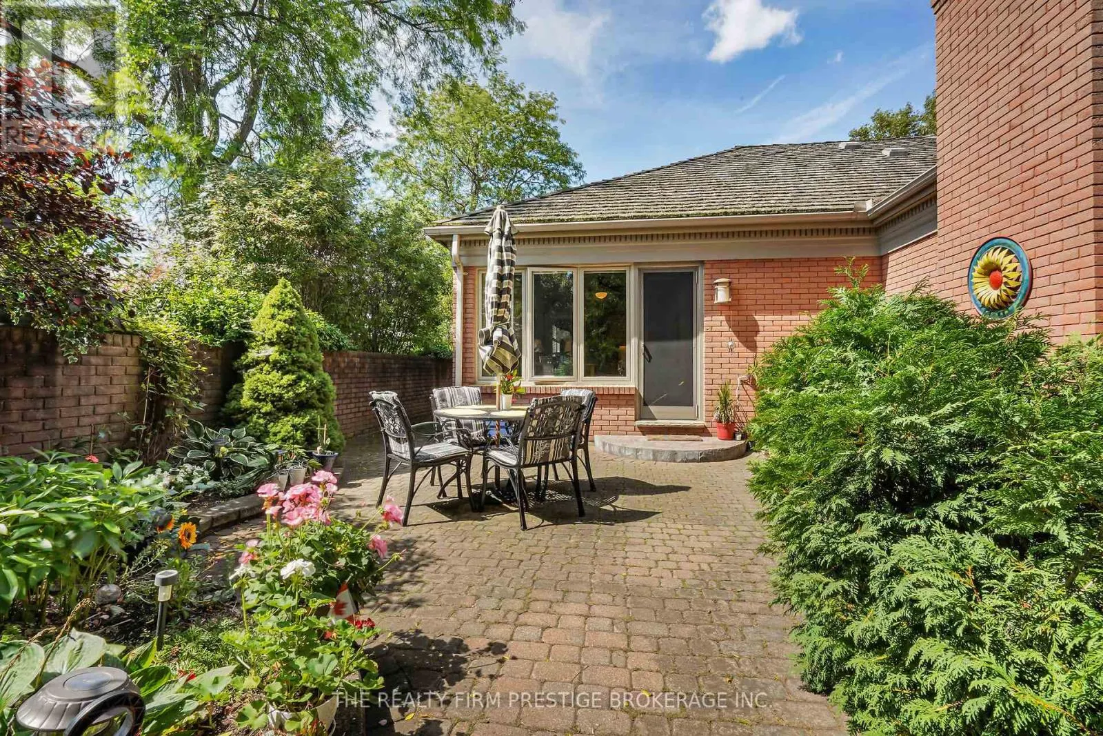 1003 HUNT CLUB MEWS