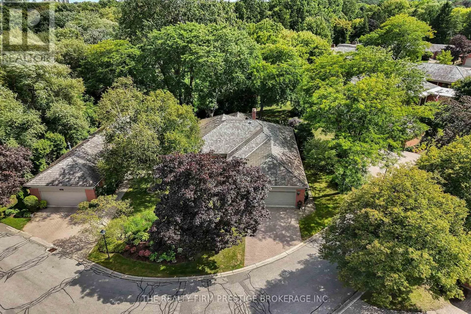 1003 HUNT CLUB MEWS