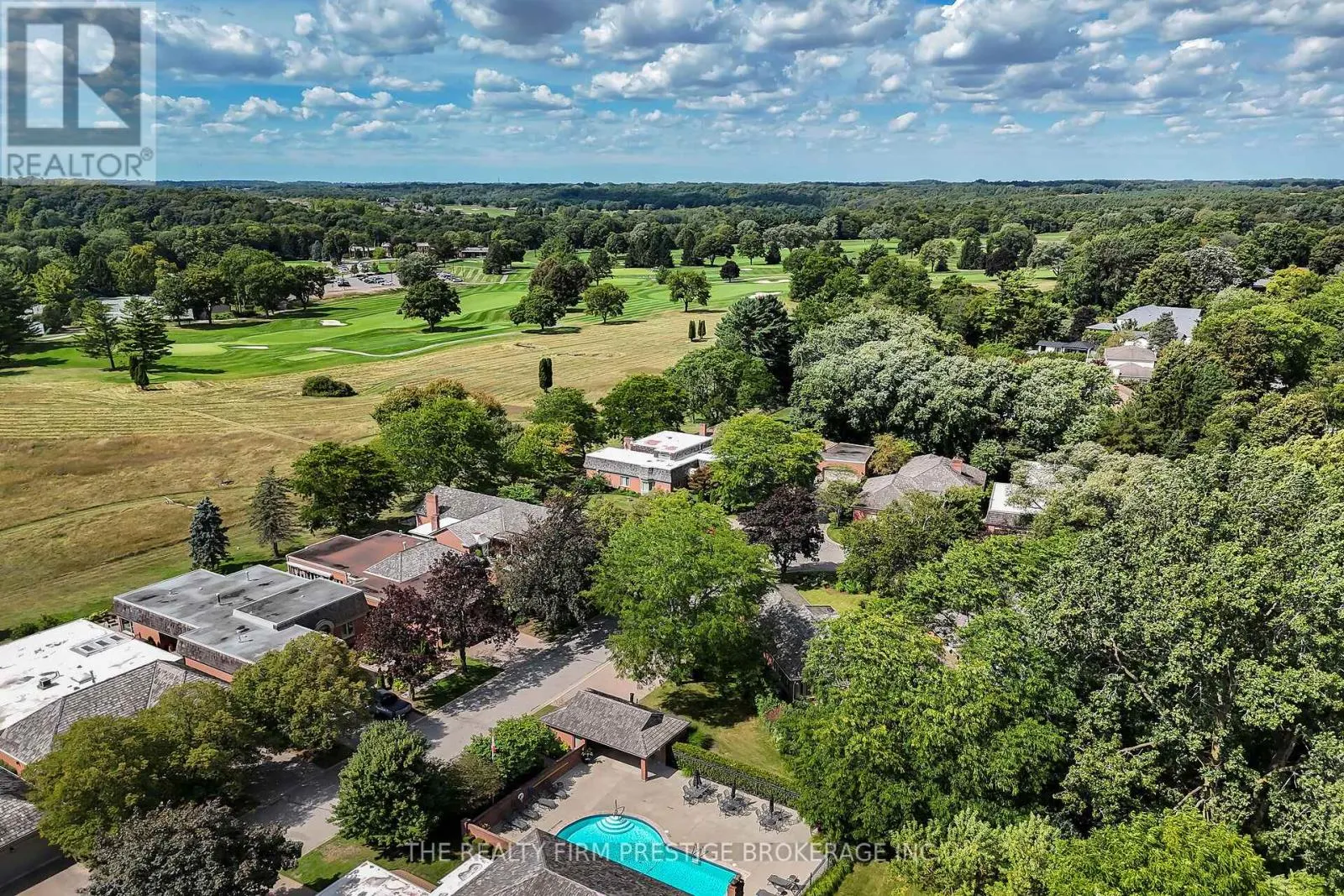 1003 HUNT CLUB MEWS