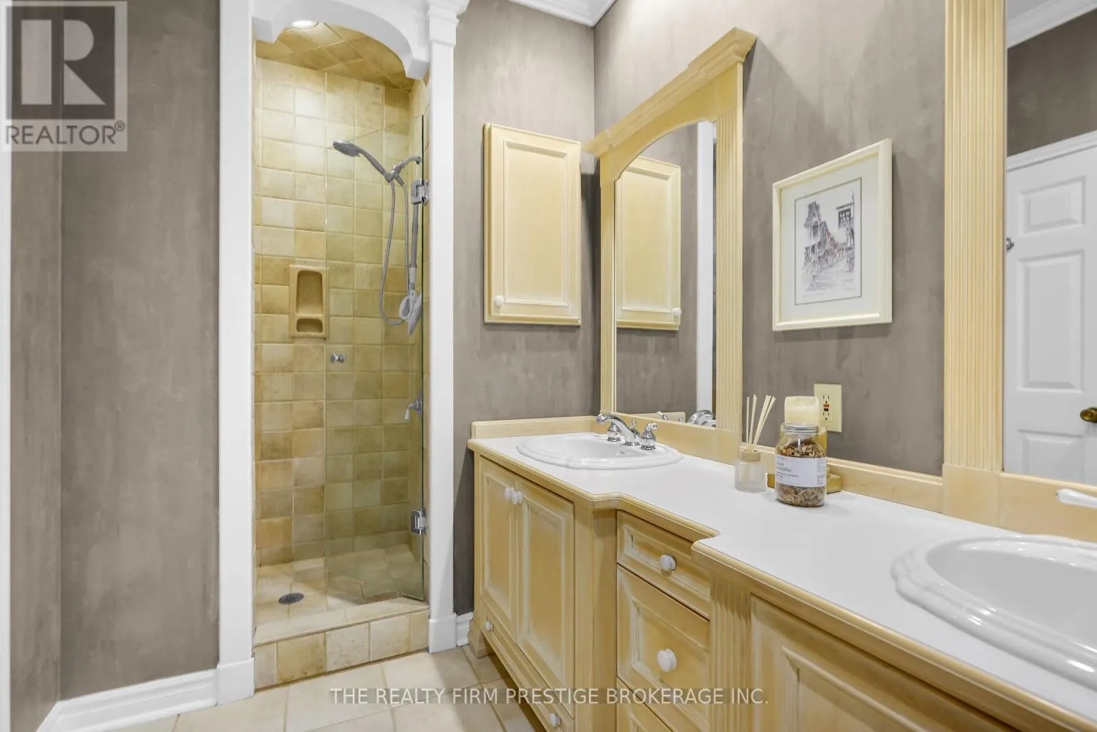 1003 HUNT CLUB MEWS