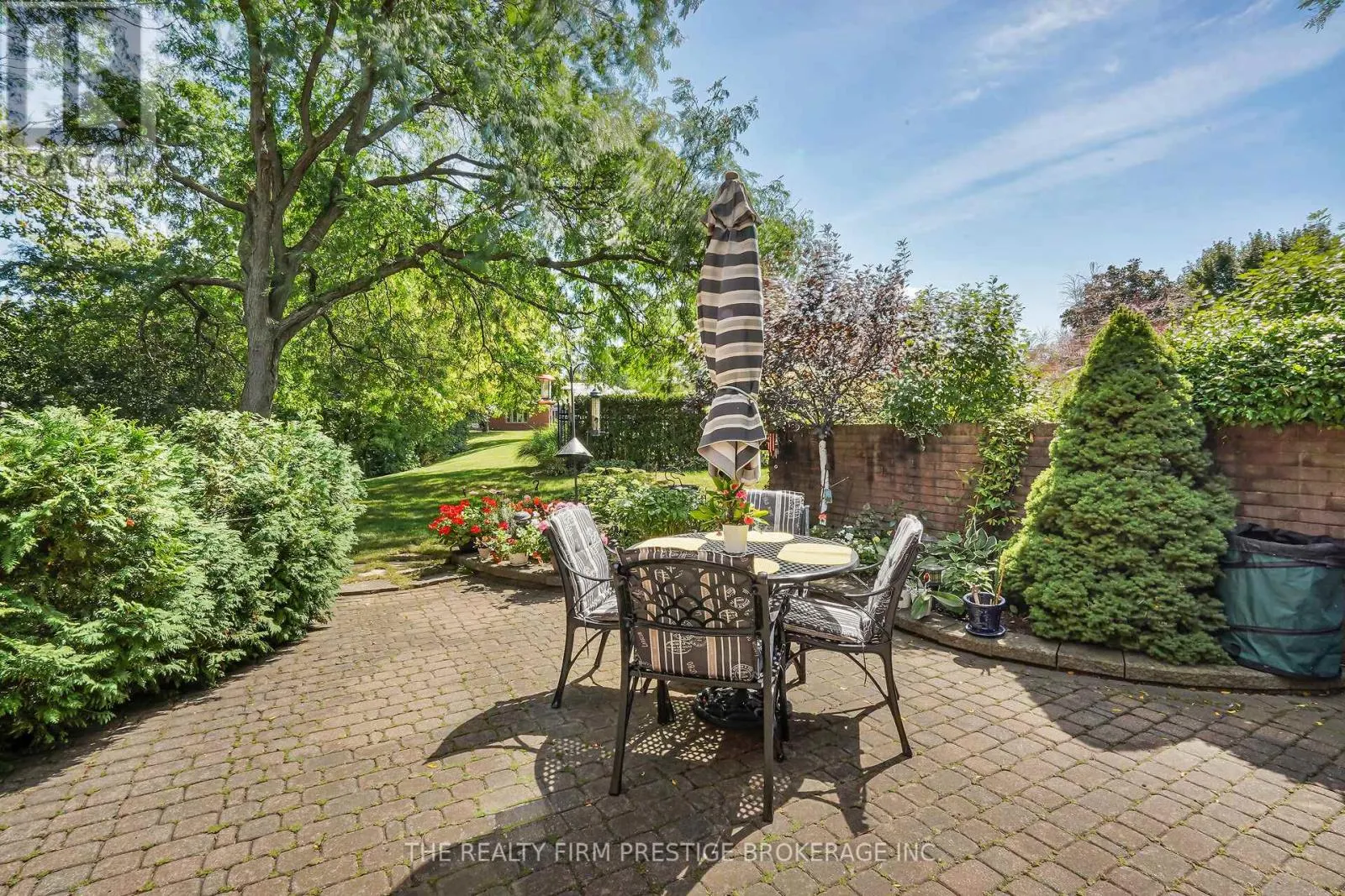 1003 HUNT CLUB MEWS