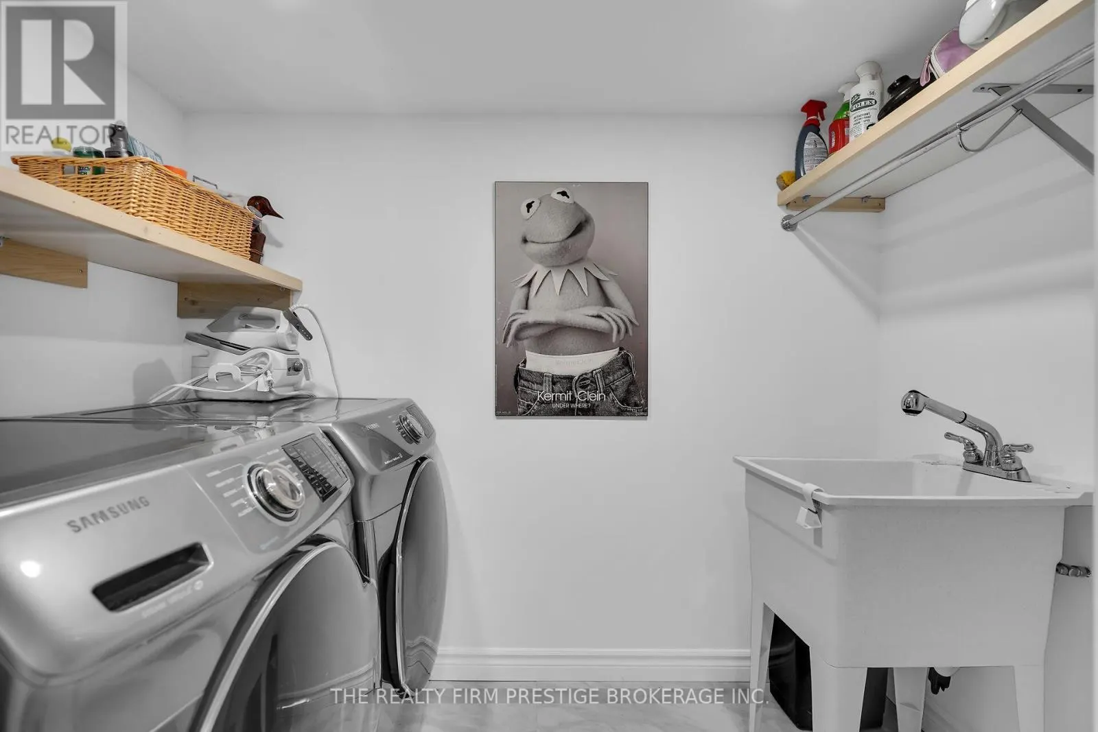 1003 HUNT CLUB MEWS
