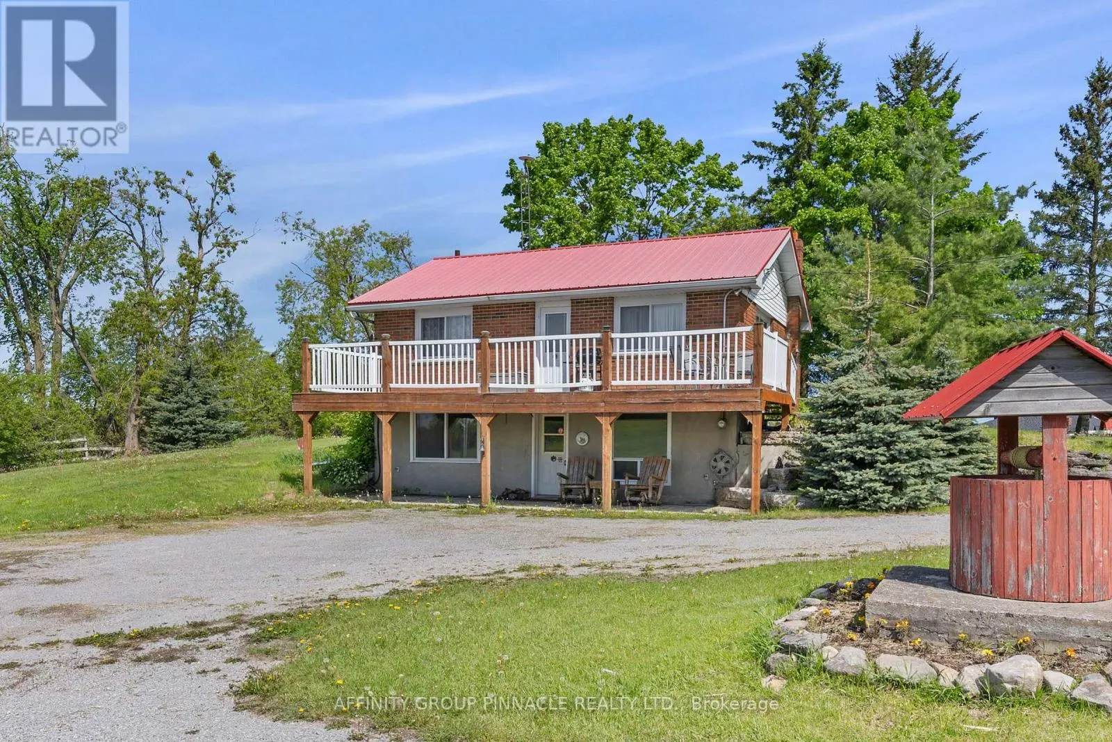572 COUNTY RD 8 ROAD