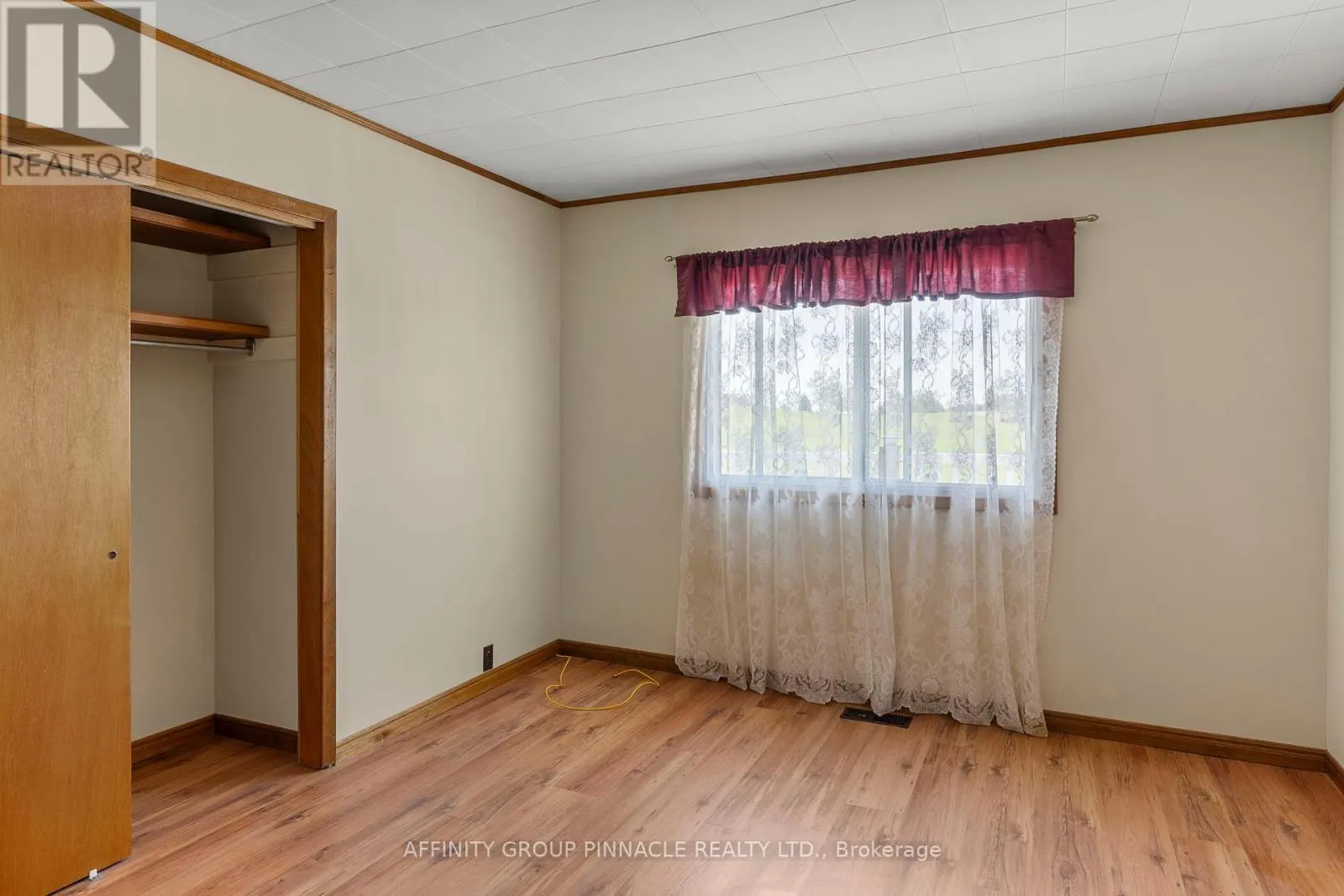 572 COUNTY RD 8 ROAD