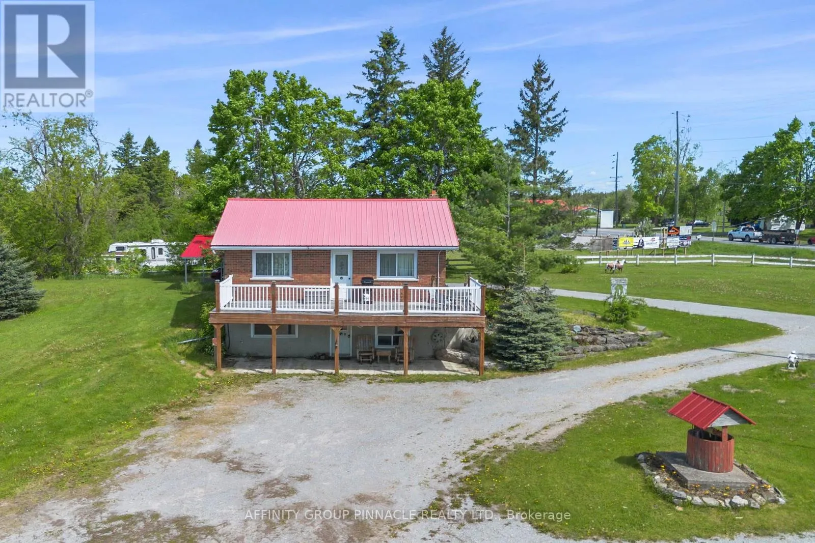 572 COUNTY RD 8 ROAD