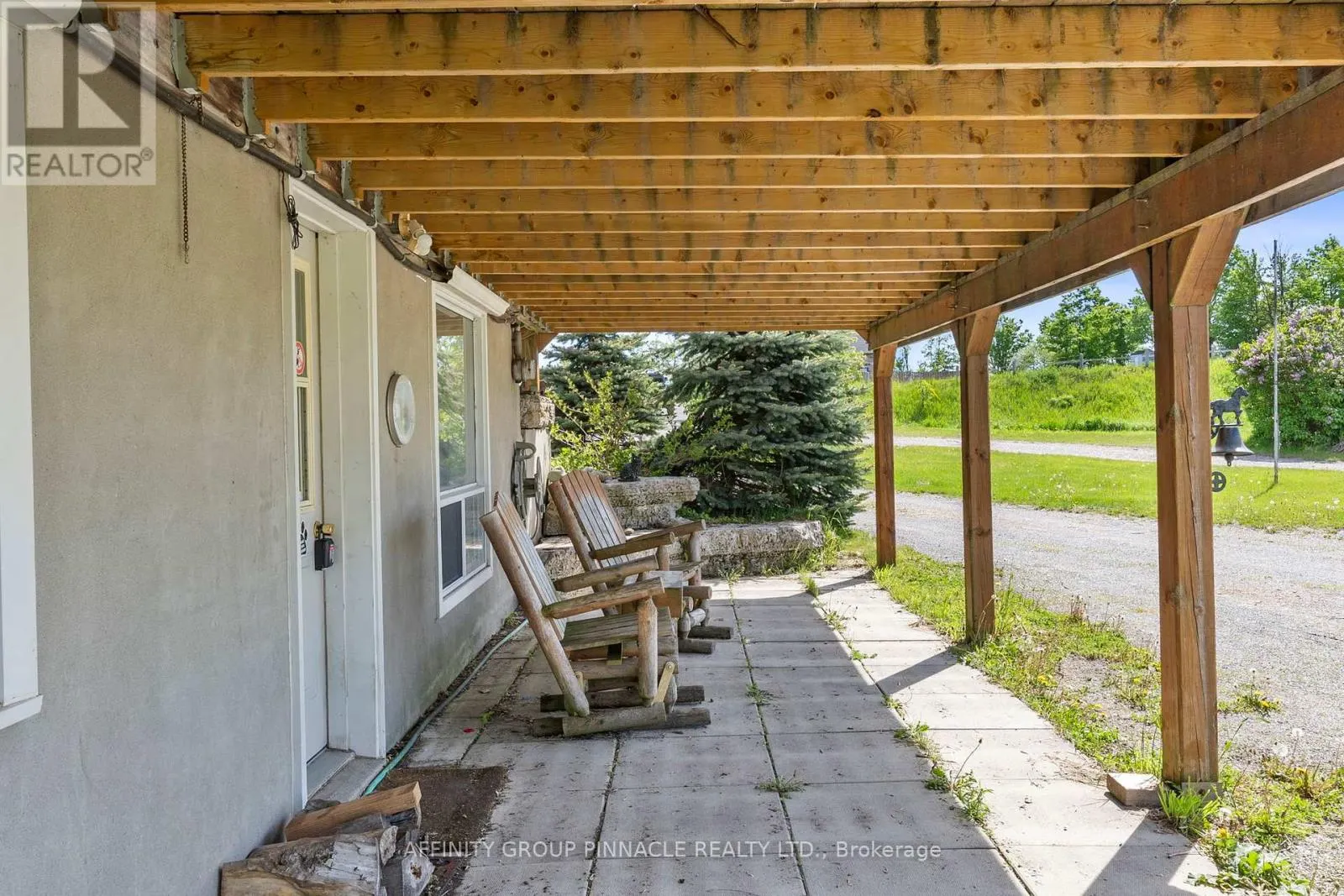 572 COUNTY RD 8 ROAD