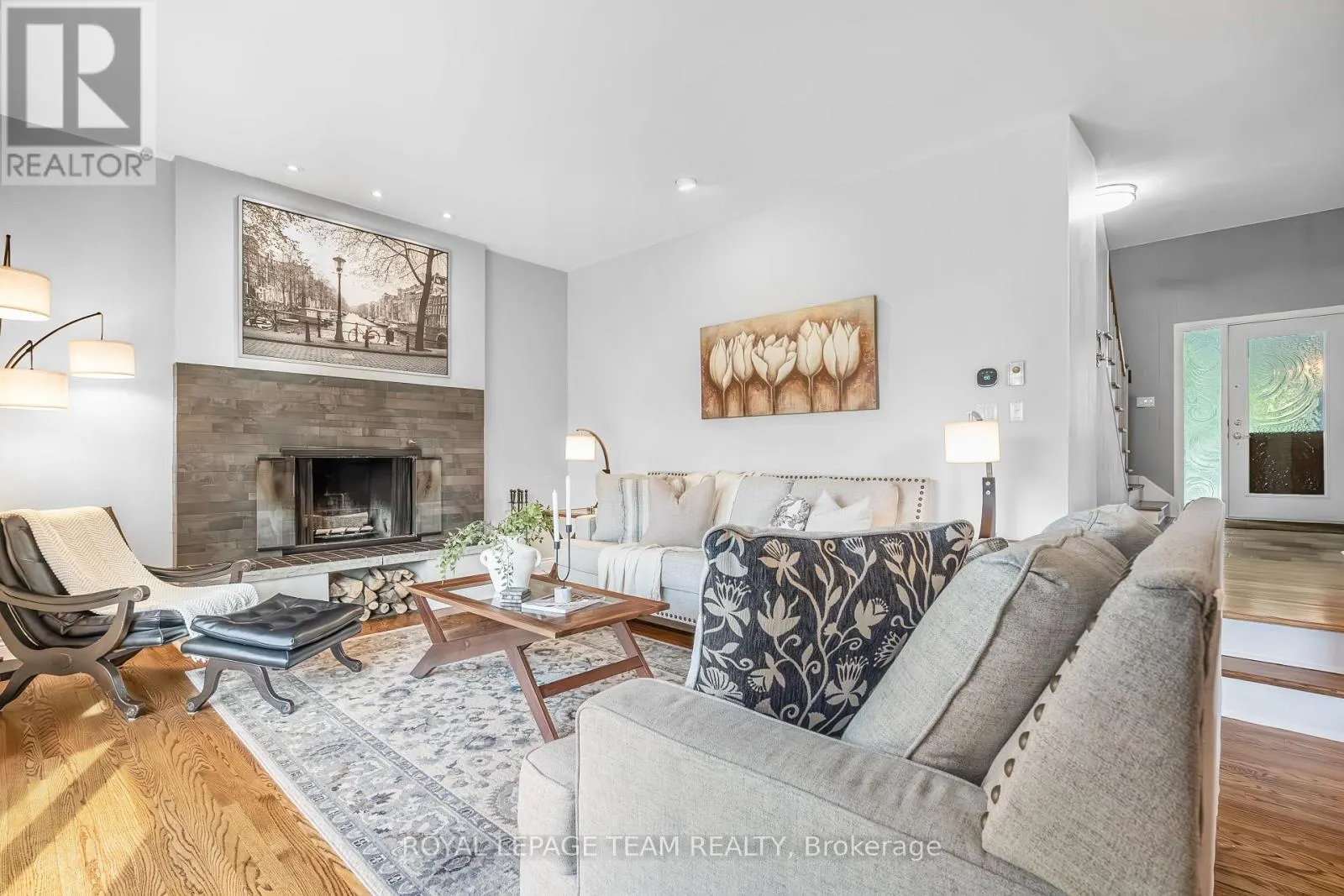 37 PROMENADE AVENUE