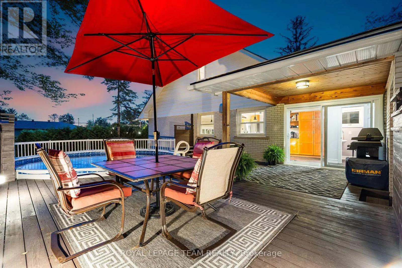37 PROMENADE AVENUE