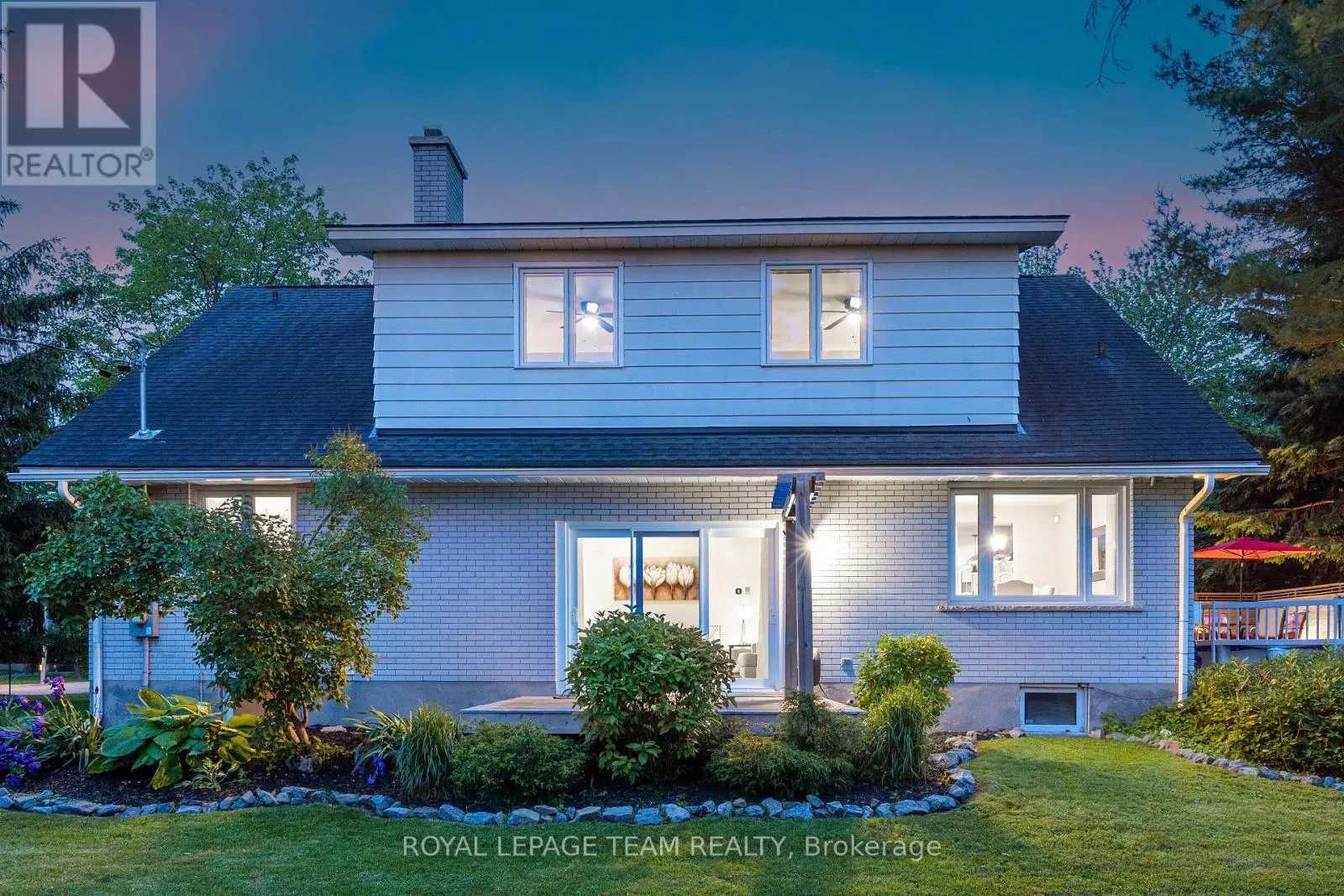 37 PROMENADE AVENUE
