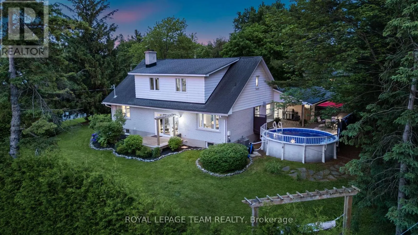 37 PROMENADE AVENUE