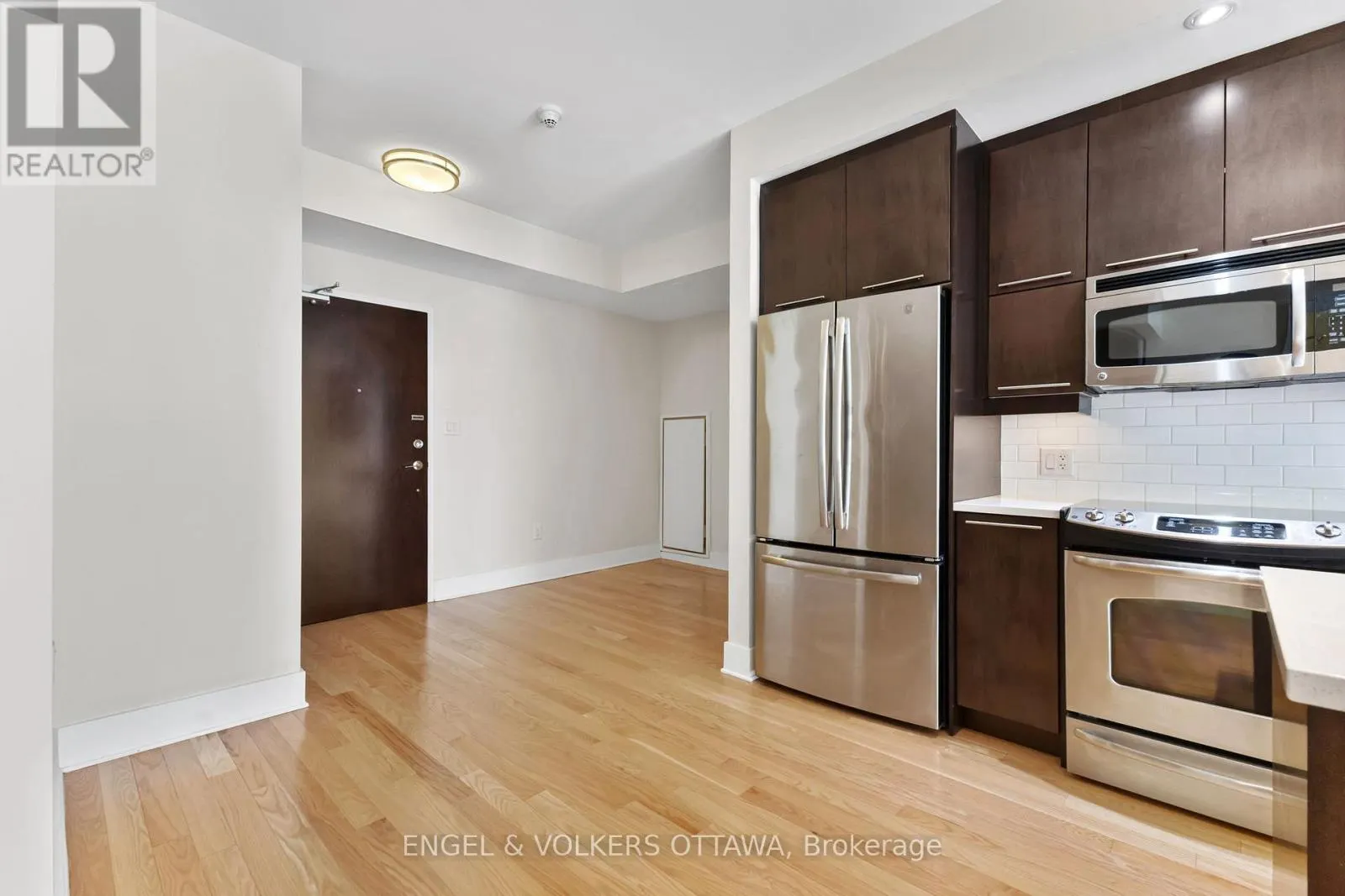 503 - 101 RICHMOND ROAD