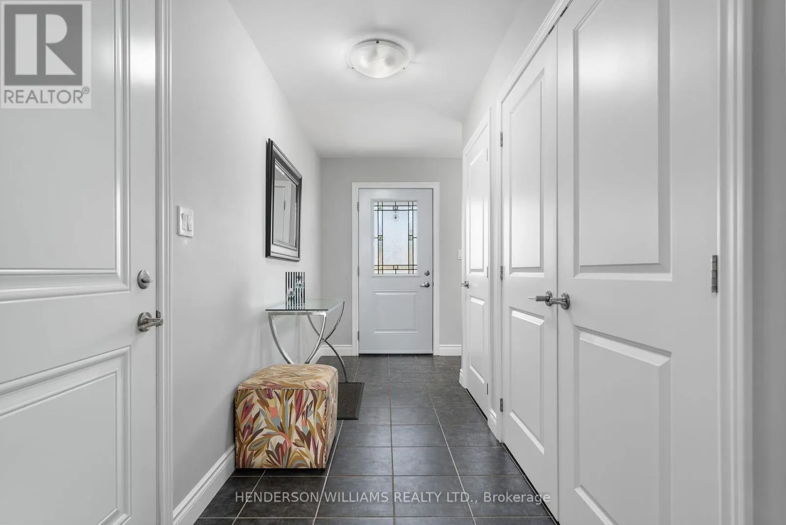 84 FARRINGTON CRESCENT